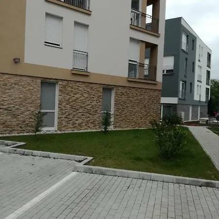 Dolce Apartman Villa *